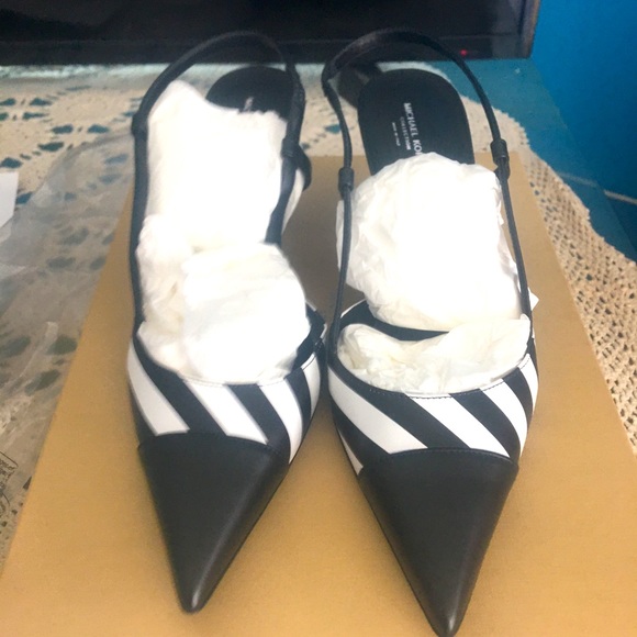 Michael Kors collection pumps - Picture 2 of 9